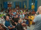 Empresário Careca ministra palestra motivacional para participantes do Projeto Ambulante Legal