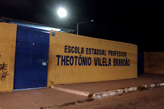 Escola Estadual Théo Brandão