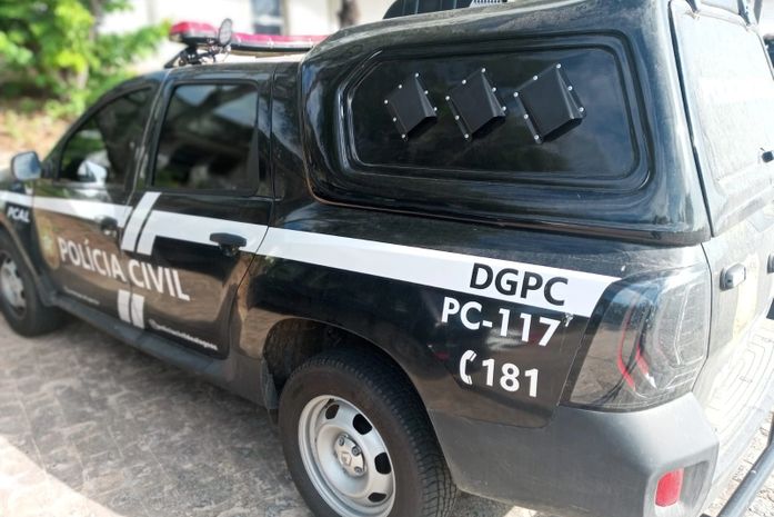 Polícia conclui inquérito e indicia marido que esfaqueou esposa na frente dos filhos