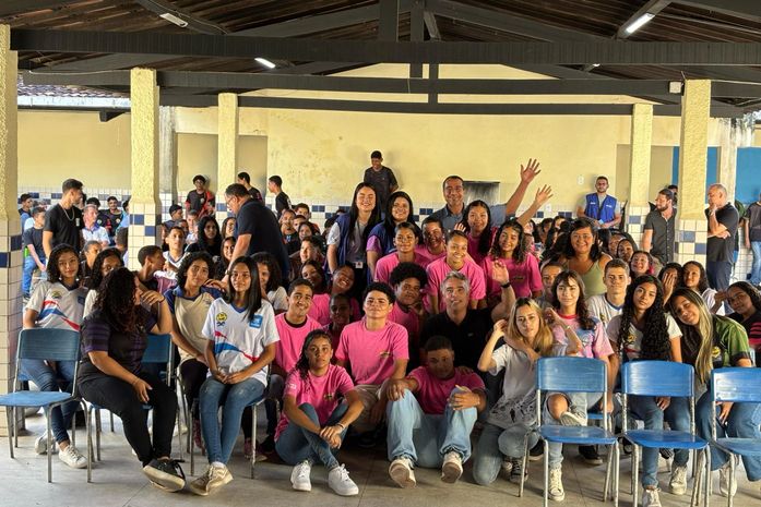 Rafael Brito percorre escolas públicas de Alagoas para ouvir a juventude e fortalecer os grêmios estudantis