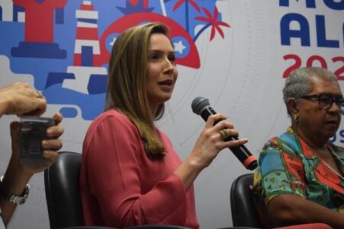 Conselheira Renata Calheiros fala sobre ferramenta Espia do TCE em Congresso