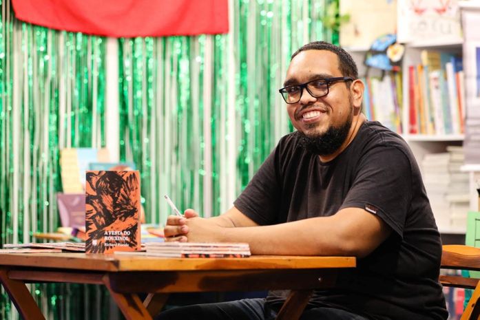 Escritor alagoano Richard Plácido lança “Homem-gaveta”, terceiro livro de poemas