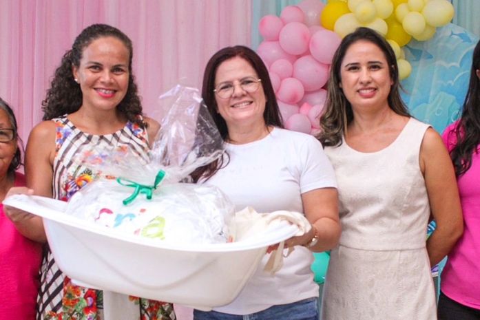 Mês da mulher: Prefeitura da Barra de Santo Antônio realiza encontro de gestantes para entrega de enxovais
