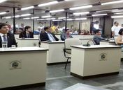 Vereadores ingressam na Justiça pedindo cópias de licitações ao prefeito Julio Cezar