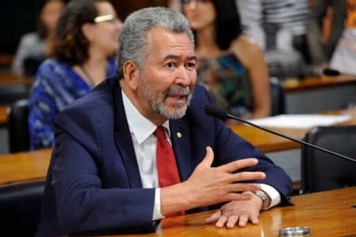 Vitória do SUAS: Câmara aprova PEC que garante financiamento mínimo para assistência social