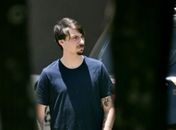 Filhos de Bolsonaro relatam tensão e restrições durante nova cirurgia