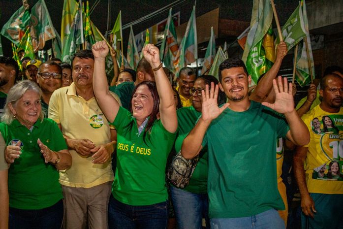 Vitória Avassaladora: Lívia Carla é Reeleita com 60,88% e Consolida Liderança em Barra de Santo Antônio

