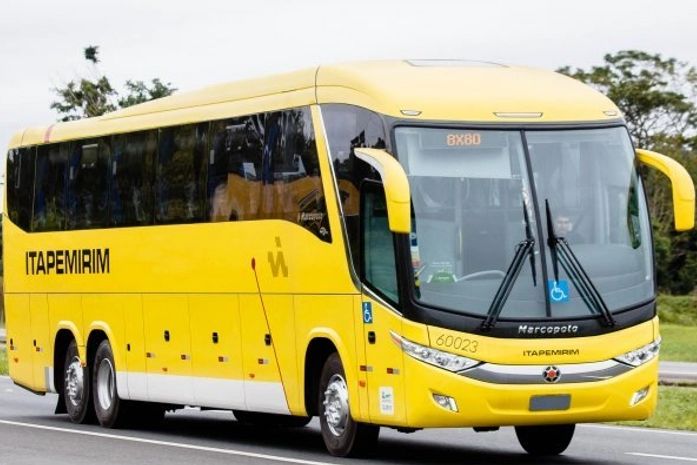 Ônibus da empresa Itapemirim