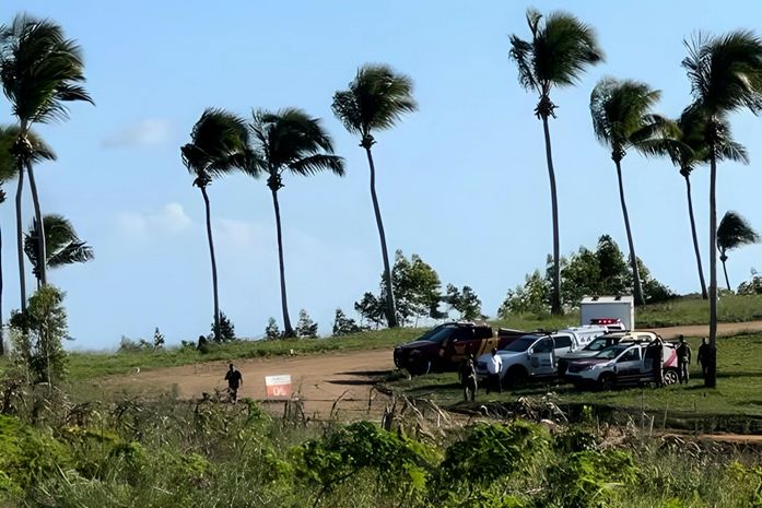 Corpos encontrados em Maragogi são identificados; pericia também encontrou balaclavas, faca e sandália que podem ser dos autores