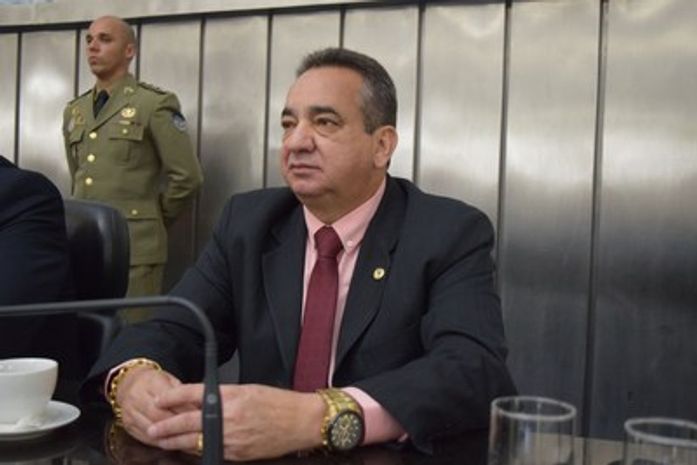 Deputado Marcos Barbosa