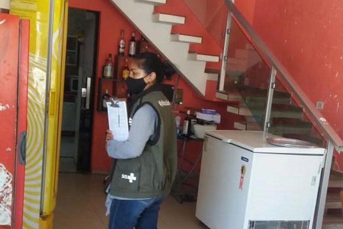 Vigilância Sanitária de Santana do Mundaú intensifica ações de orientação e prevenção à COVID-19 em bares e restaurantes