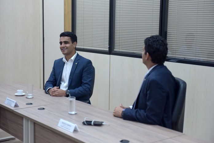 JHC se reúne com secretário-executivo do Ministério da Infraestrutura