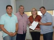  Prefeito George Clemente recebe proposta do PCCU dos servidores municipais