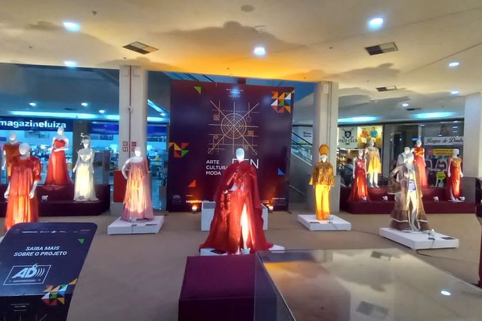 Maceió Shopping recebe exposição Renda-se Profundamente