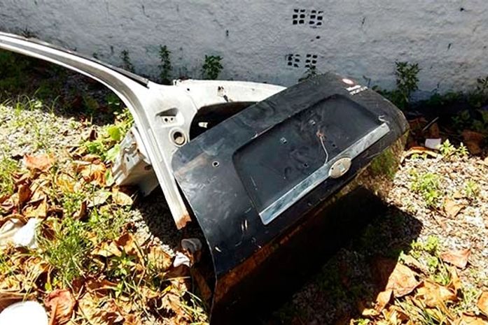 Peças de material roubado foram apreendidas no local
