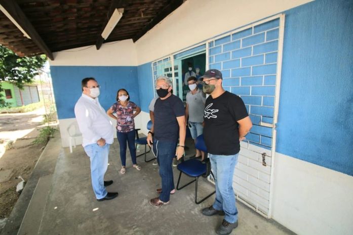 Prefeito Luciano Barbosa visita obras de recuperação do CEMFRA