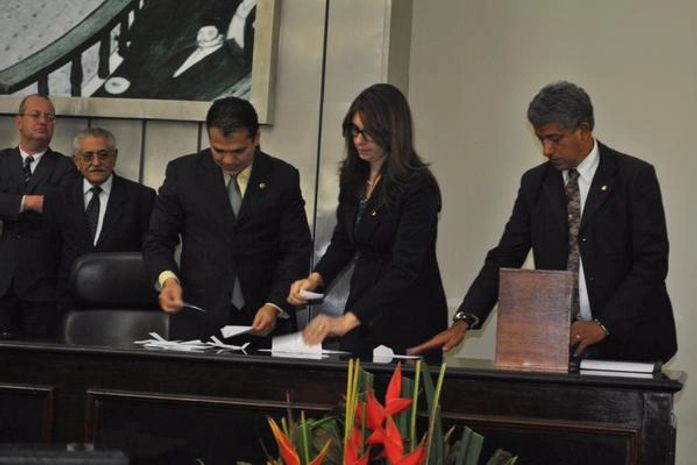 Veto foi mantido em votação secreta