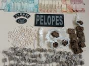 Polícia Militar apreende mais de 130 pedras de crack e prende trio no Sertão de Alagoas
