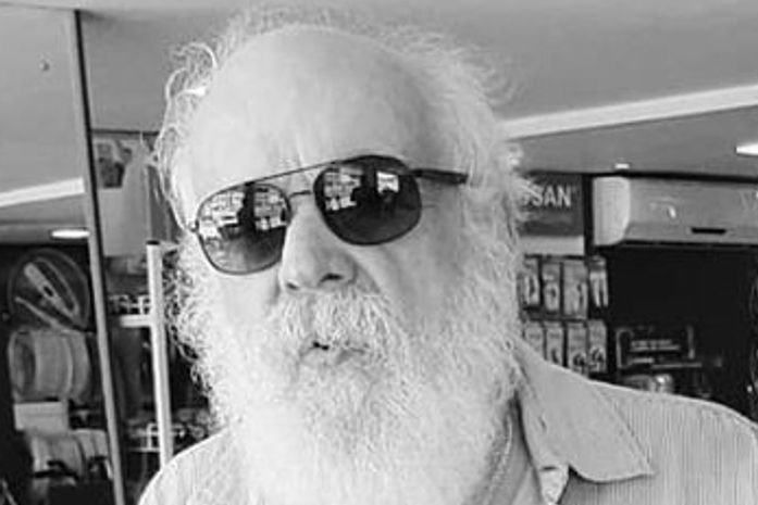 Sávio Almeida tem muitas histórias,de revolução, escritas no chão das terras das Alagoas.Salve o sábio!