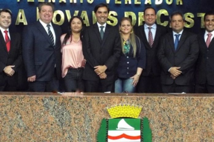 Presidente e membros são empossados na nova mesa diretora da Câmara de Vereadores