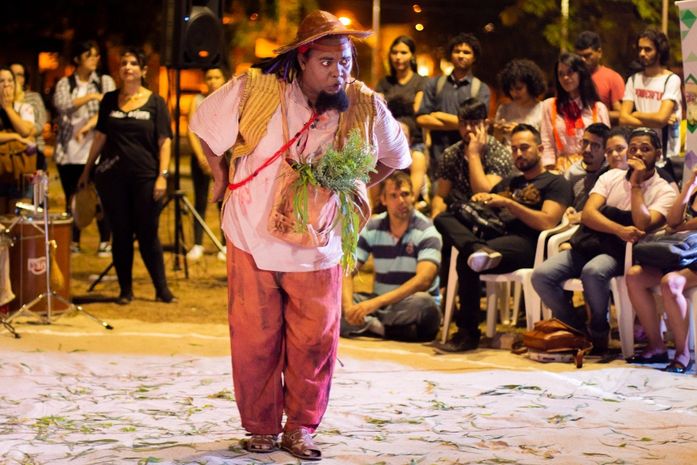 Joana Gajuru abre celebração dos 108 anos do Teatro Deodoro com espetáculo Baldroca