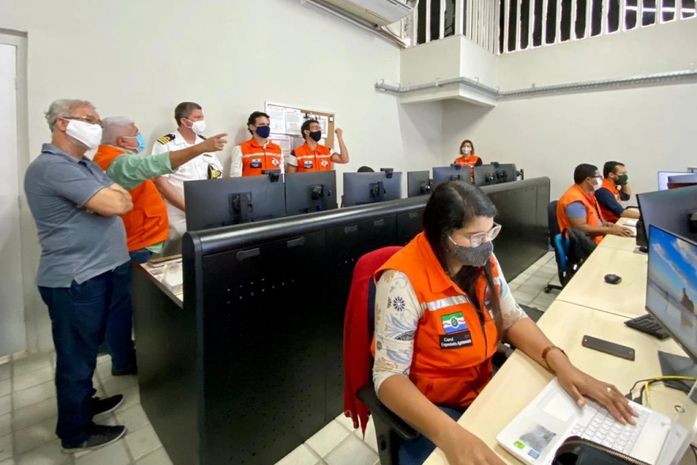 Instabilidade de solo: reunião discute segurança aquaviária