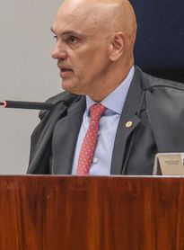 Moraes se pronuncia sobre suposta troca de mensagens com Vorcaro
