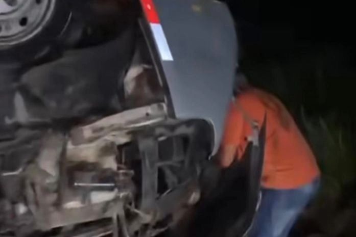 Grave acidente entre van e carro deixa seis feridos na BR-316, em Pilar