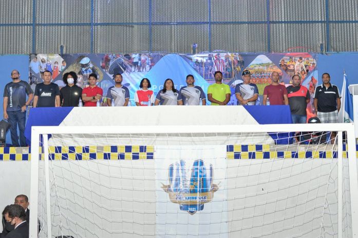 Com ginásio lotado, prefeitura de Delmiro Gouveia inicia o 1° Campeonato Municipal de Futsal