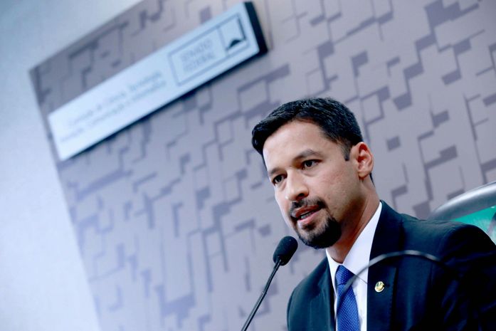 Rodrigo Cunha já se posiciona como candidato ao governo, ainda que de forma indireta...