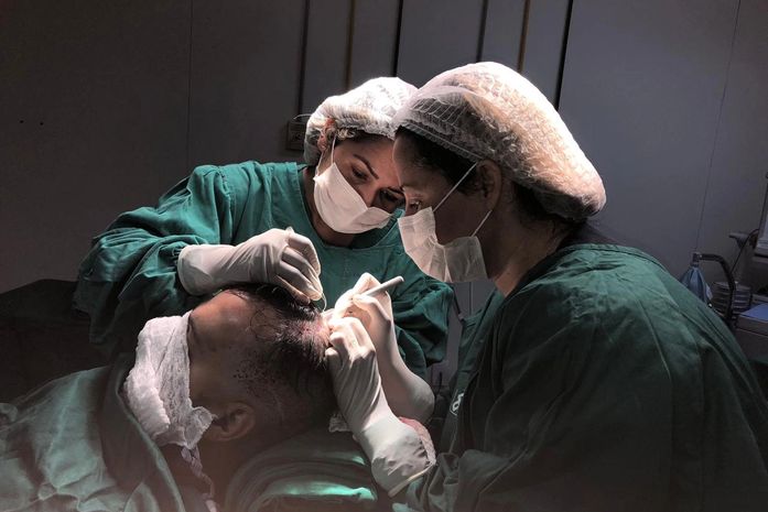 Cirurgiã garante que em dois momentos de seis horas cada, durante dois dias seguidos o serviço fica concluído