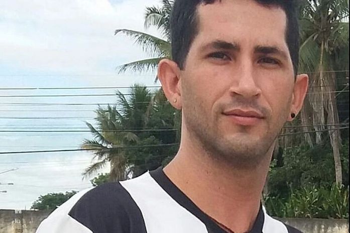 Adolescente apreendido fez vídeo mostrando cadáver de professor