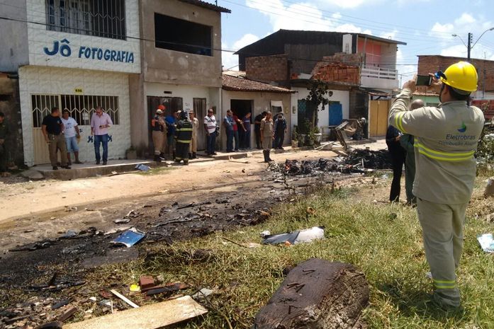 Helicóptero da segurança pública cai e quatro militares morrem