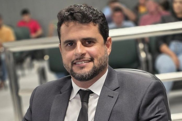 Vereador Valsandy Veras propõe criação de ponto de apoio para entregadores por aplicativo em Arapiraca