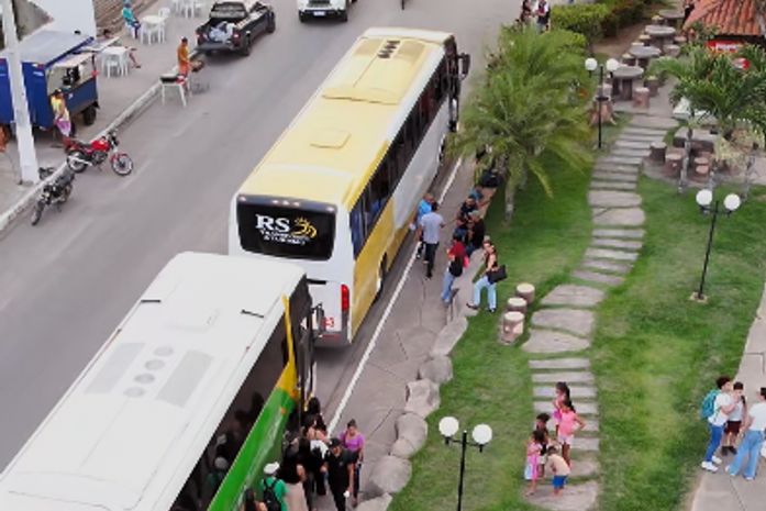 Prefeitura de Major Izidoro inicia transporte para estudantes universitários