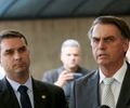 Flávio Bolsonaro e Jair Bolsonaro