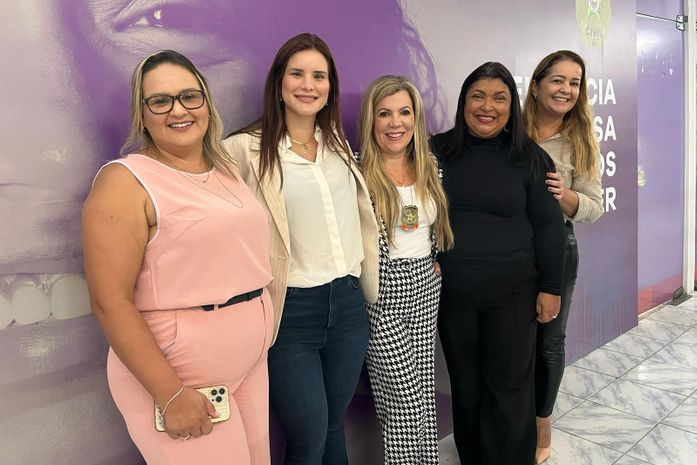 Prefeita Ceci reforça parceria com a Secretaria da Mulher para fortalecer políticas públicas em Atalaia