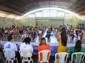 Prefeitura de São José da Laje entrega 150 cartões do Cria e kits de enxoval às mães cadastradas no programa; evento contou com Fabiana Pessoa