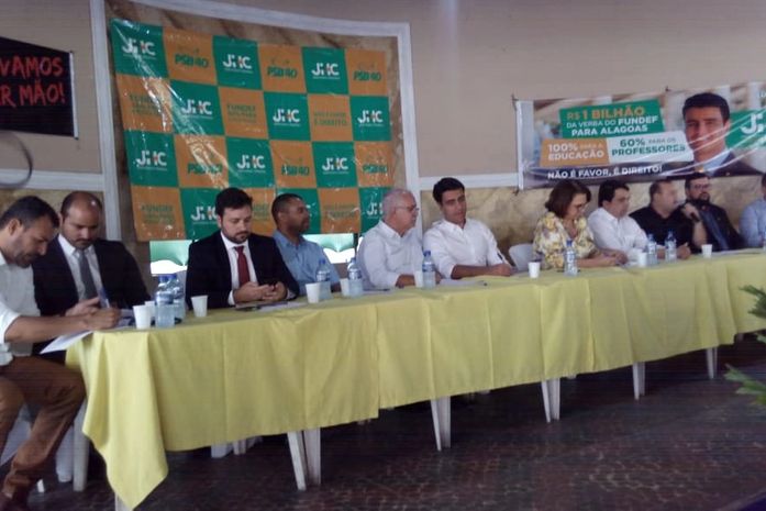 Vereadores, professora Graça, Léo Saturnino e Fábio Henrique participam de debate que discute rateio do Fundeb para professores