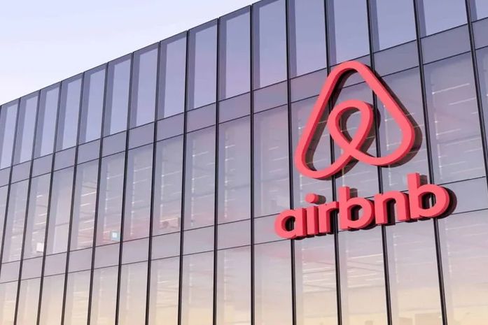 Justiça de AL condena Airbnb e anfitrião a indenizar cliente após cancelamento de hospedagem