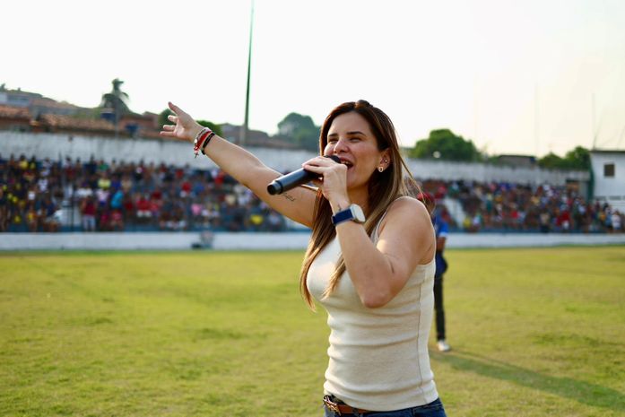 Ceci alcança 86% de aprovação e se destaca como líder entre os prefeitos da Grande Maceió