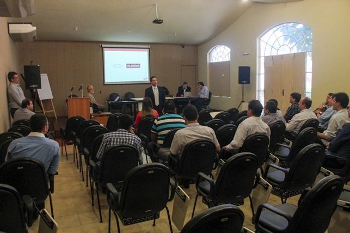 Reunião sobre novo sistema da Secti