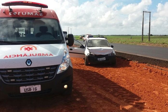 Veículo envolvido em acidente na AL220