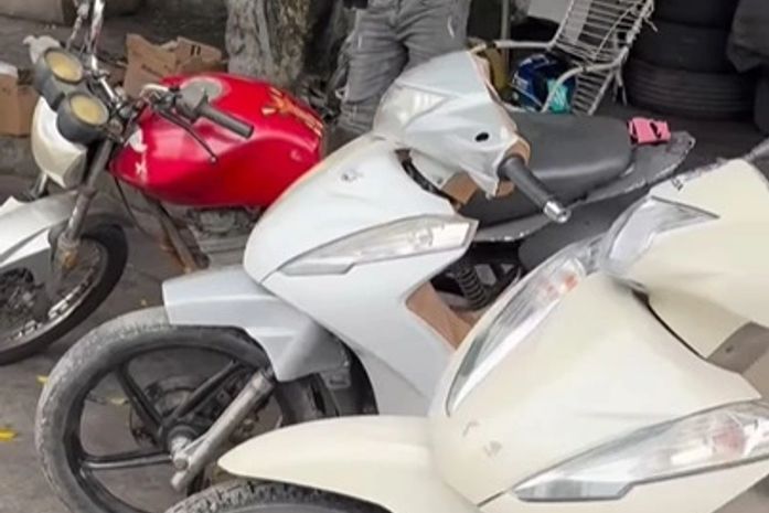 Ao rastrear veículo furtado, polícia descobre desmanche de motos em Maceió