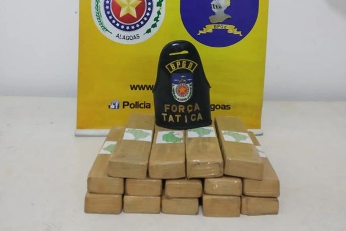 Jovem é preso e mais de 14kg de maconha são apreendidas