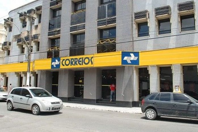 Agência dos Correios na Rua do Sol