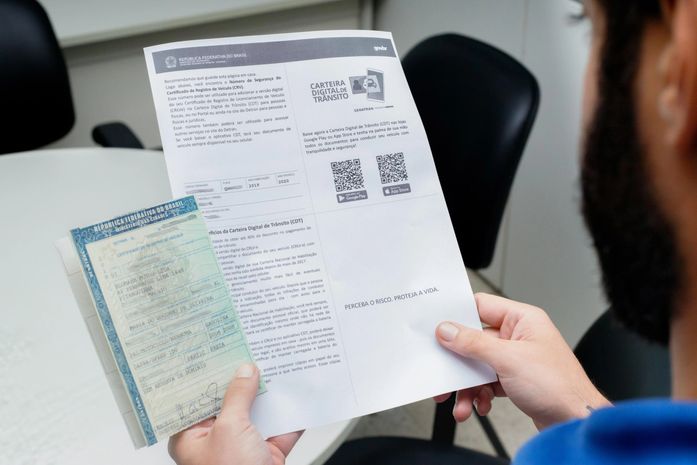 Perdeu o documento de Compra e Venda do veículo? Saiba como solicitar a 2ª via do CRV