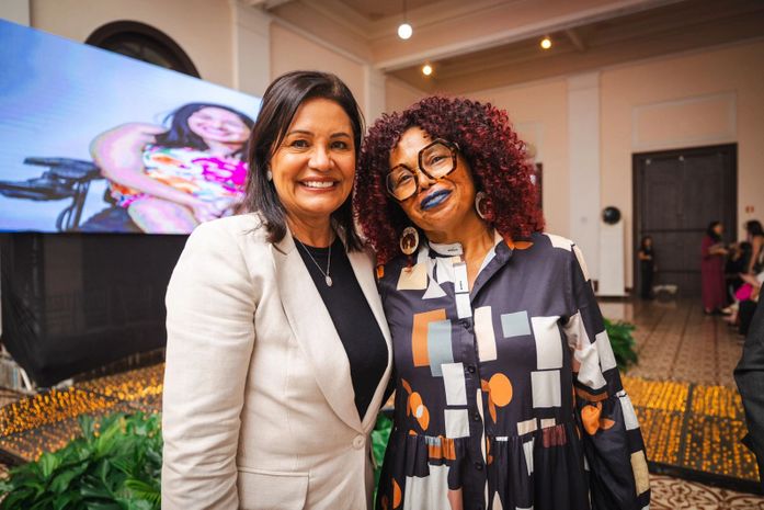 Parabéns, por esse trabalho fantástico do Maceió é Massa Sem Racismo.- disse a deputada Rose Davino para esta coordenadora