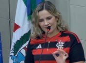 Vereadora transforma sessão em "resenha" rubro-negra