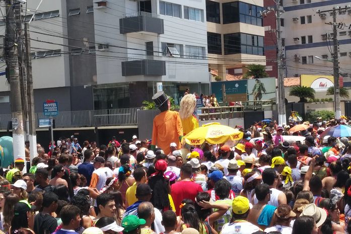 Bloco Vulcão movimenta o último dia das prévias carnavalescas em Maceió